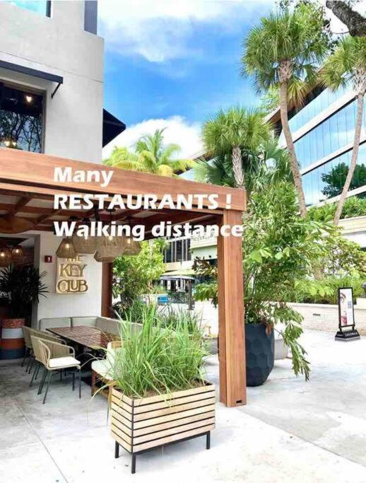 Groveo6 10 Minutes From The Beach Miami Exterior photo